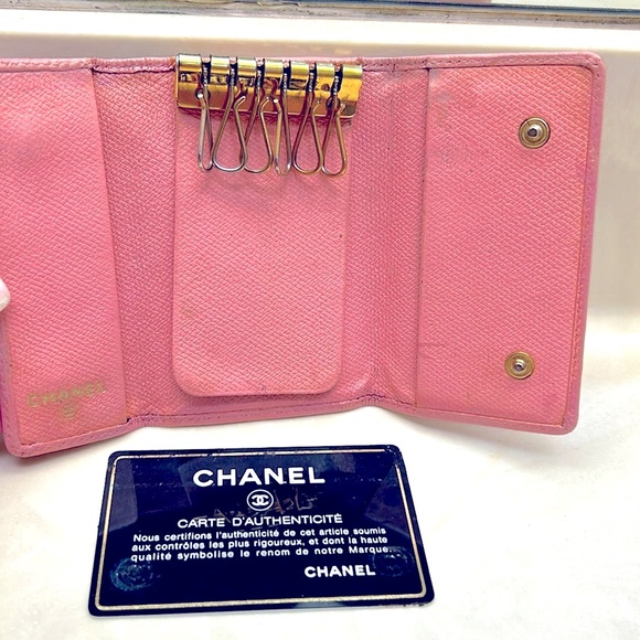 Chanel Key Holder - Picture 2 of 4